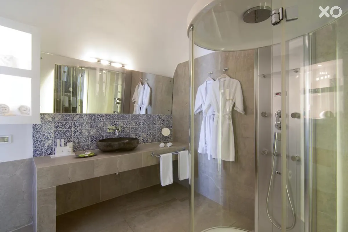 Santorini Secret Suites & Spa