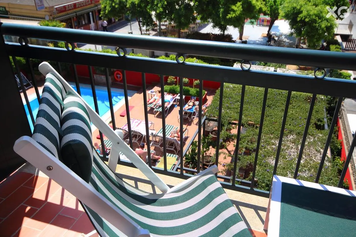 Aqua Hotel Bertran Park
