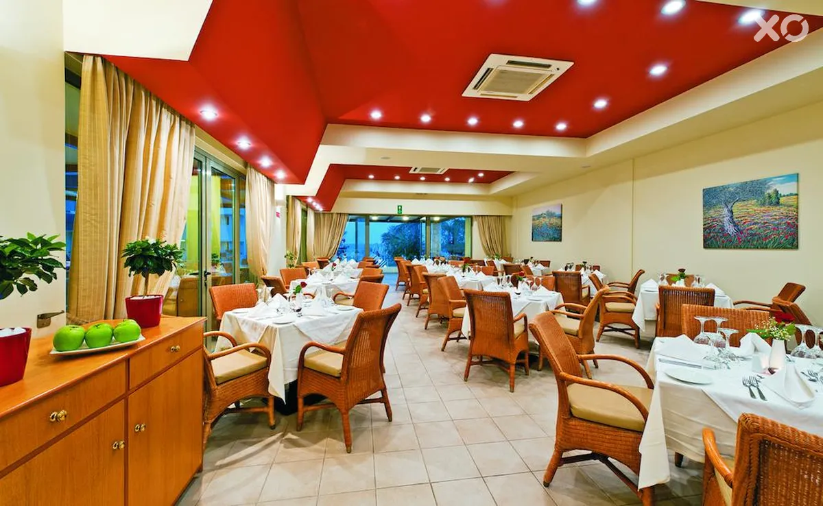Giannoulis Santa Marina Plaza