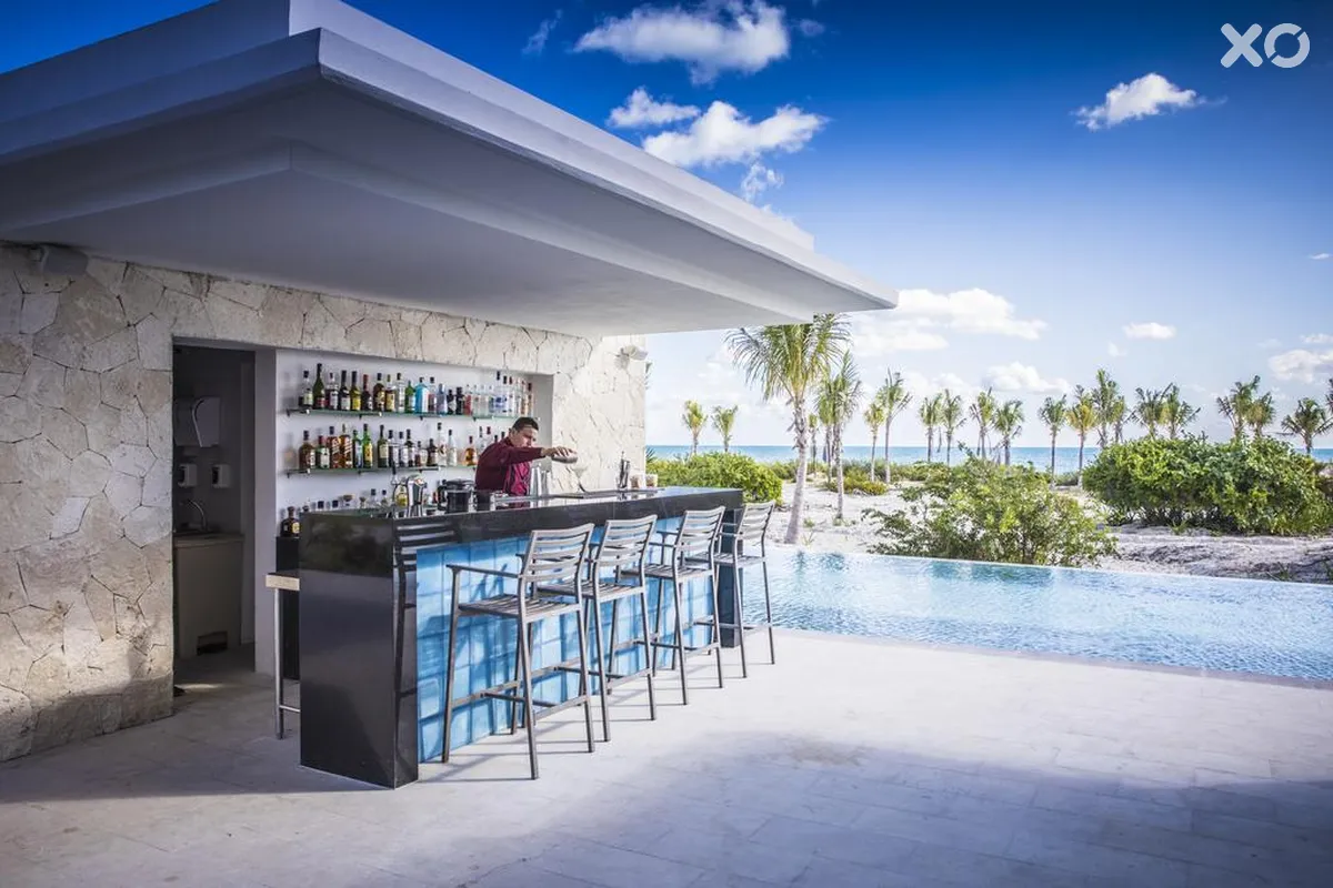 Majestic Elegance Costa Mujeres
