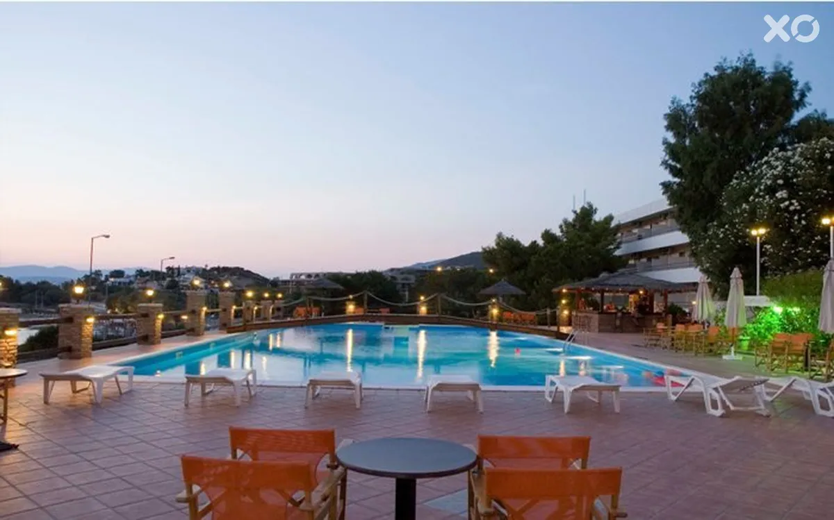 Alexander Beach Hotel