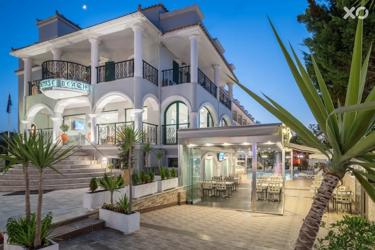 Denise Beach Hotel