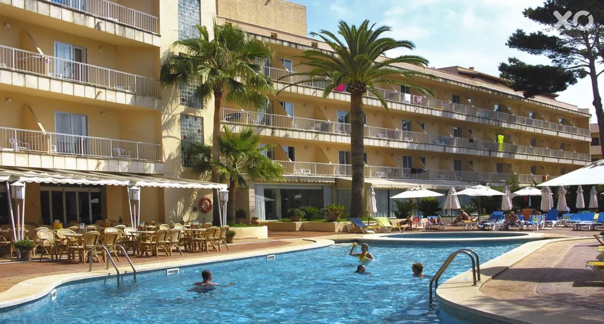 Alondra Hotel