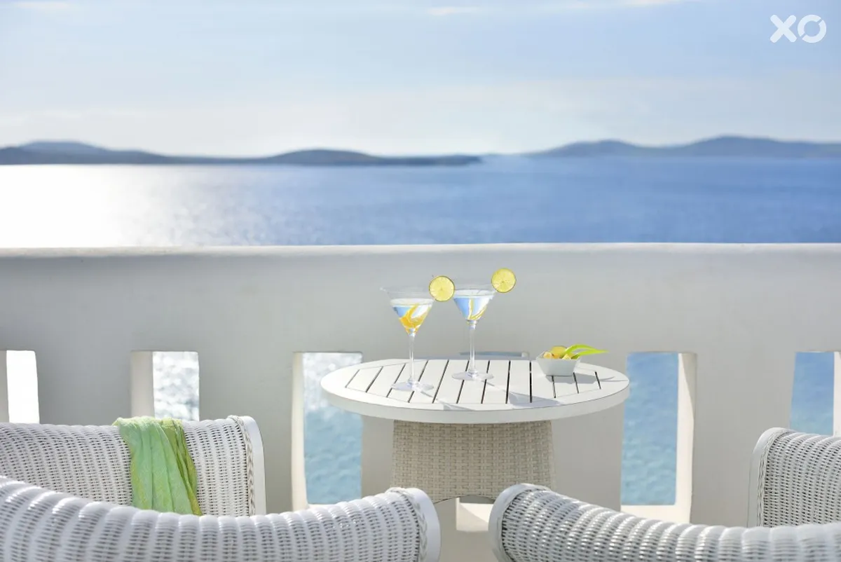 Saint John Hotel & Villas