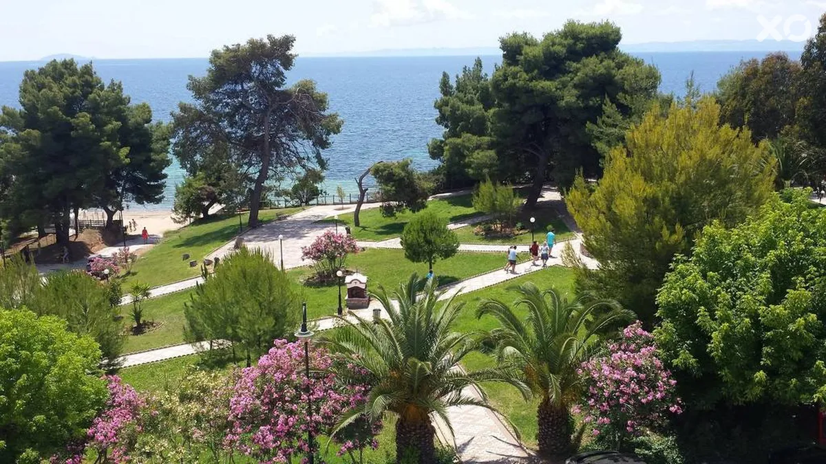 Golden Beach Hotel