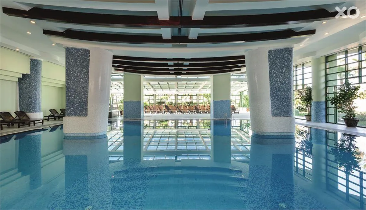 Vonresort Golden Coast Hotel