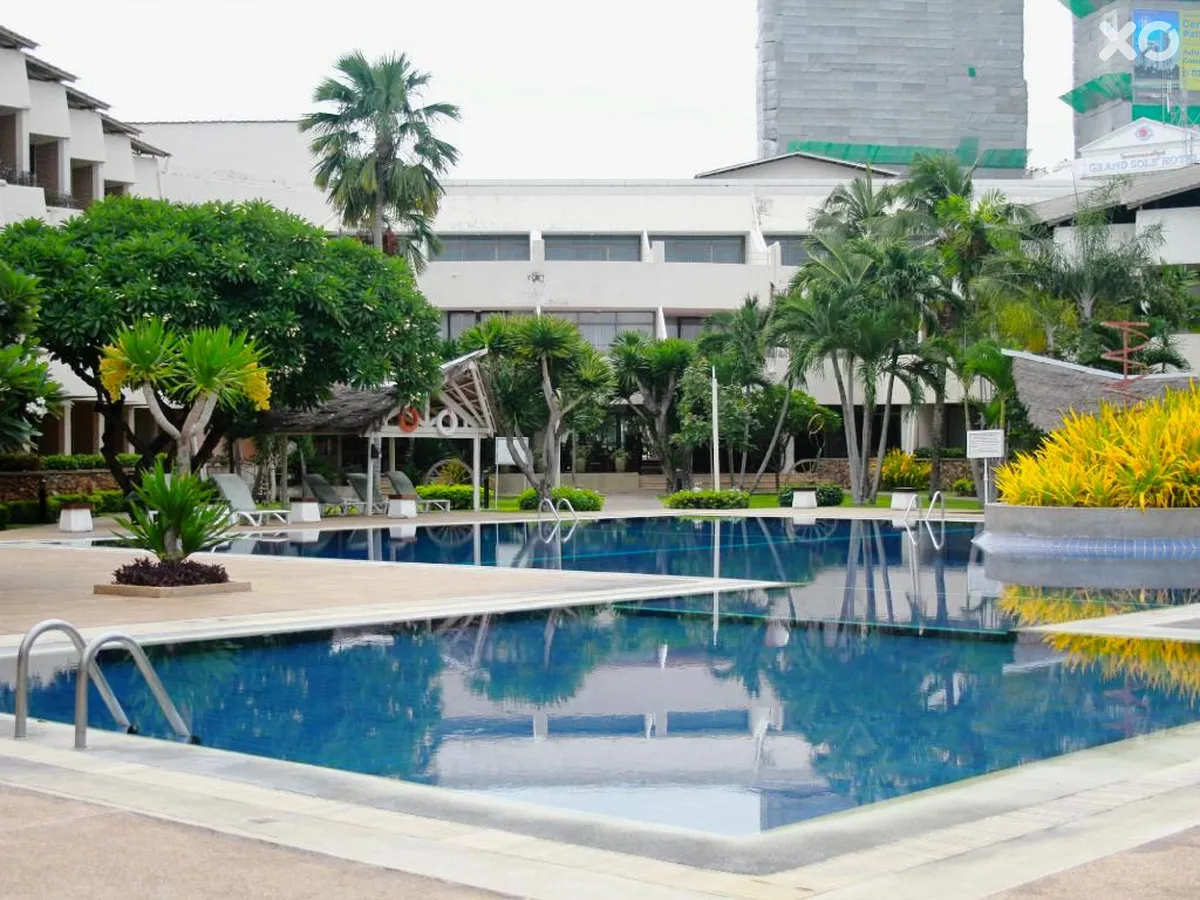 Tropicana Hotel