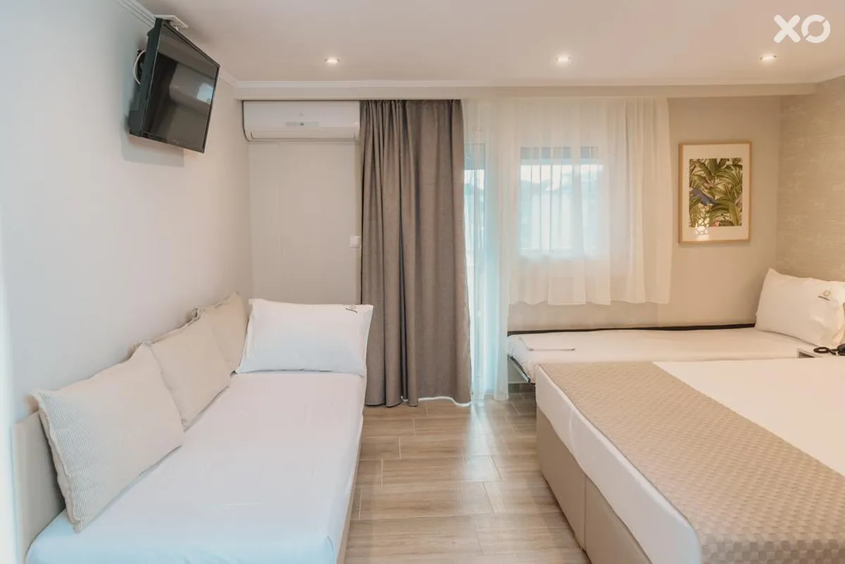 Ammos Beach Studios & Suites