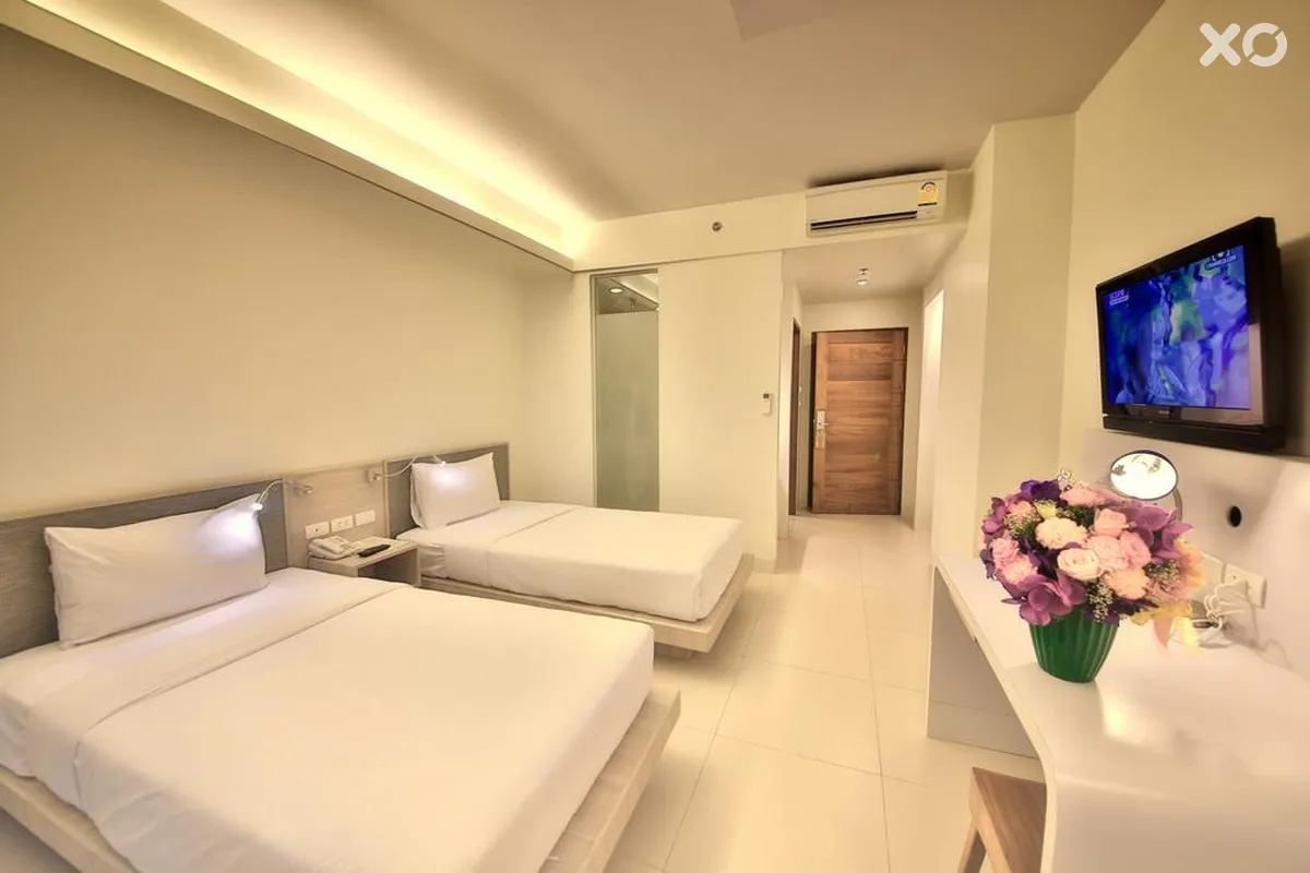 Sunshine Hotel & Residences