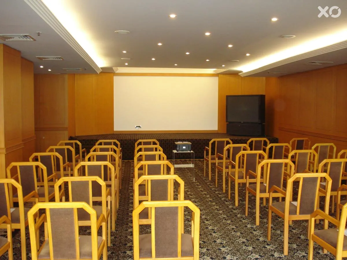 Cinar Hotel