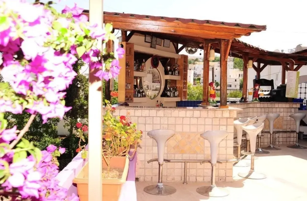 Eski Cesme Hotel