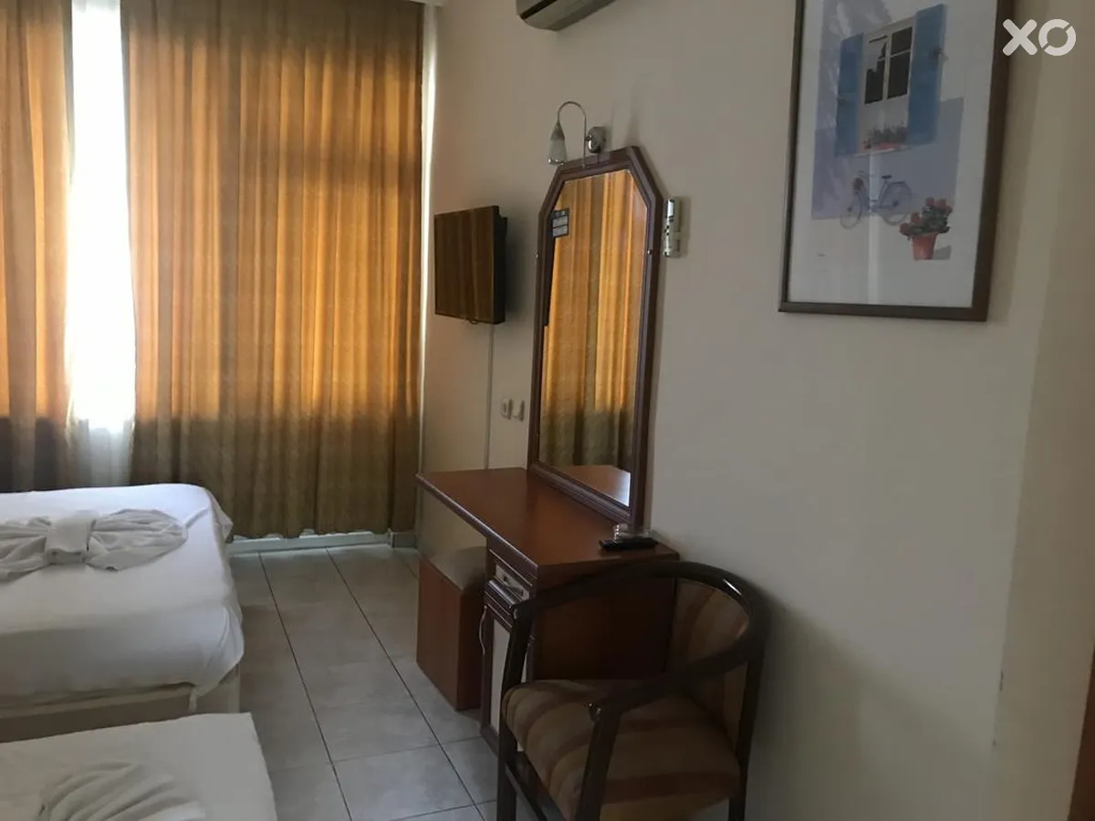 Muz Hotel