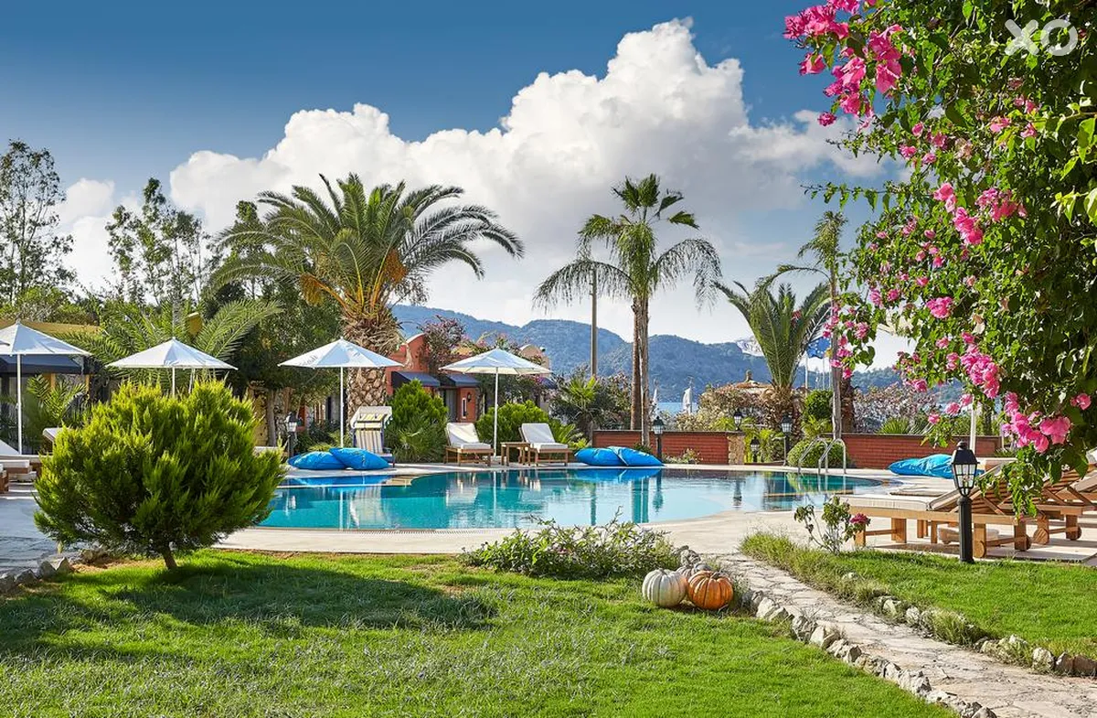Fi Light Solto Boutique Beach