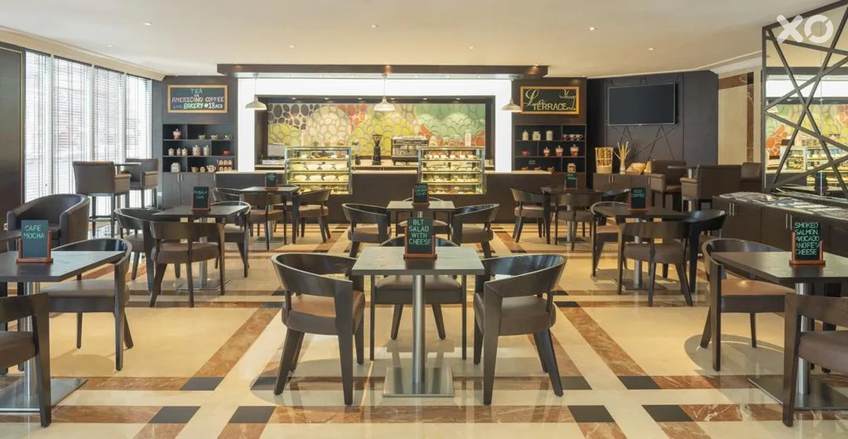 Majestic Premier Hotel