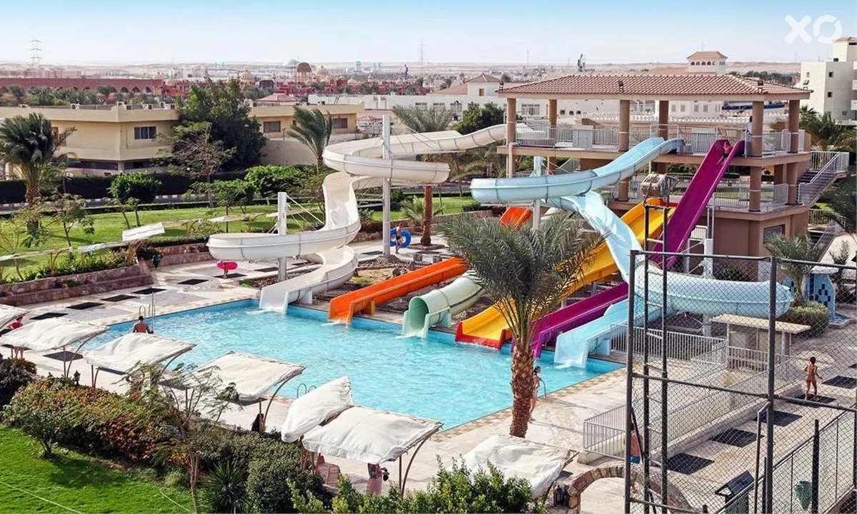 Desert Rose Resort