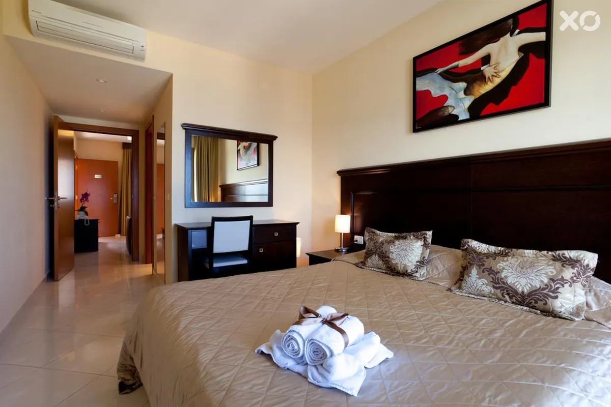 Blue Waves Resort