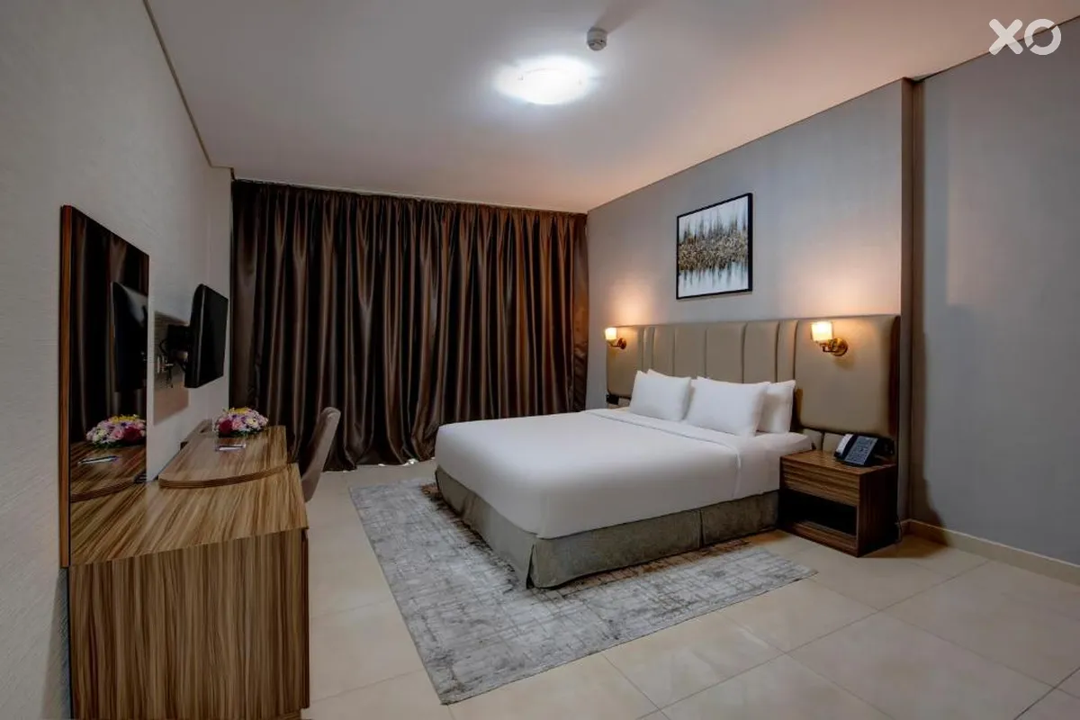 Royal Regency Suites