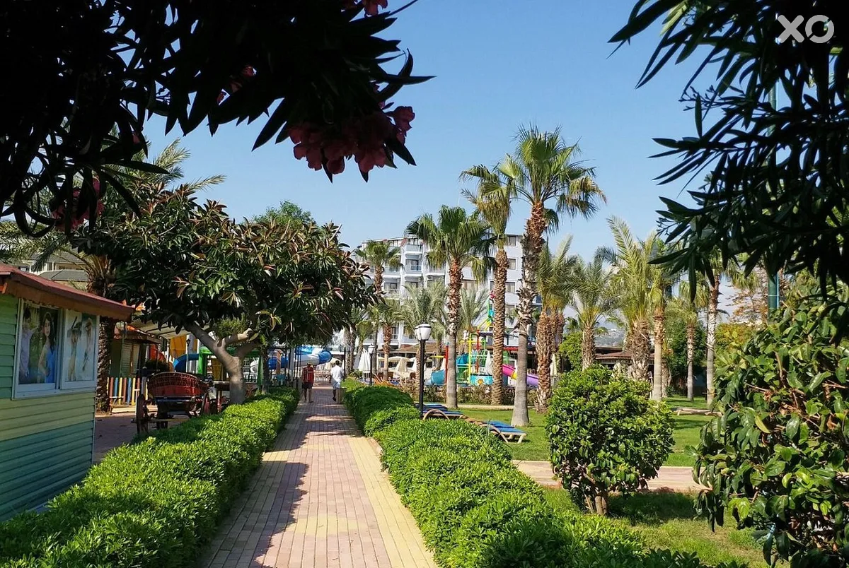 Caretta Beach Hotel