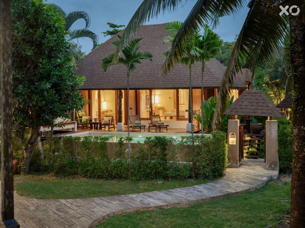 High Season Pool Villa & Spa
