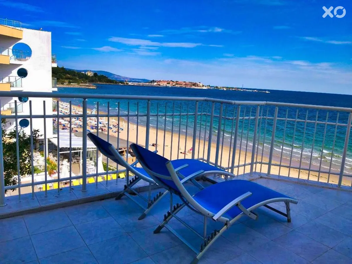 Perla Apartments First Line