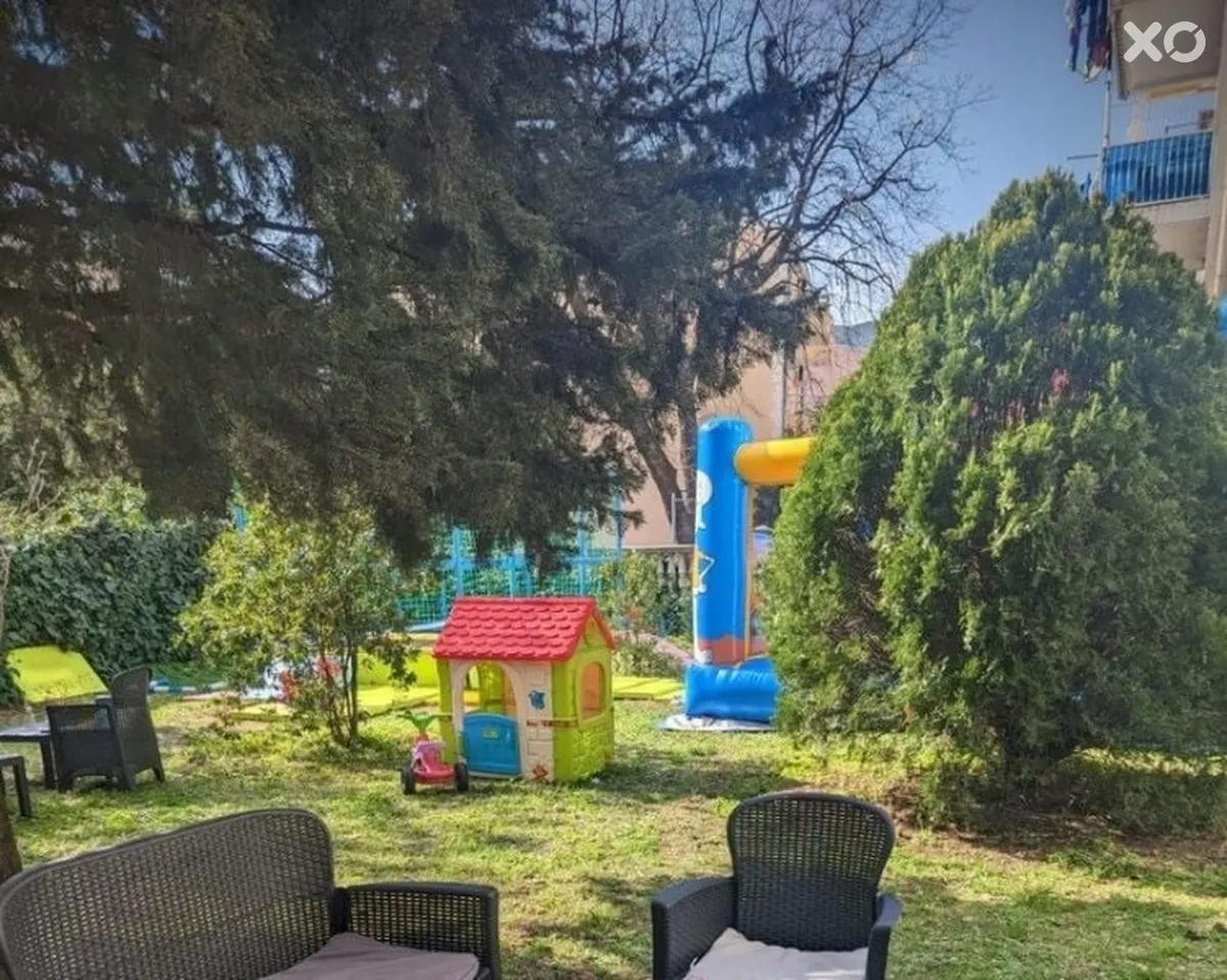 Jana Apartments