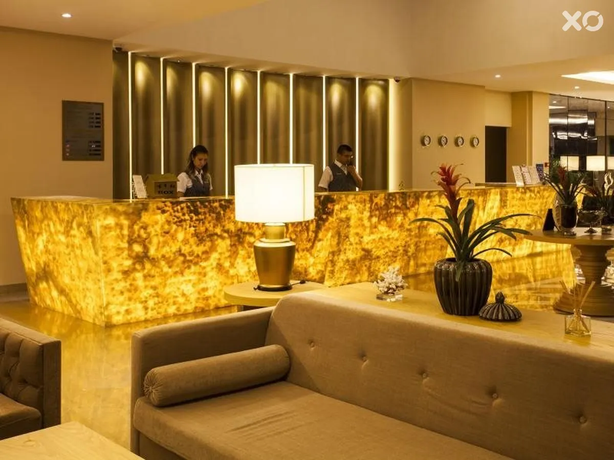 Side Star Beach Hotel