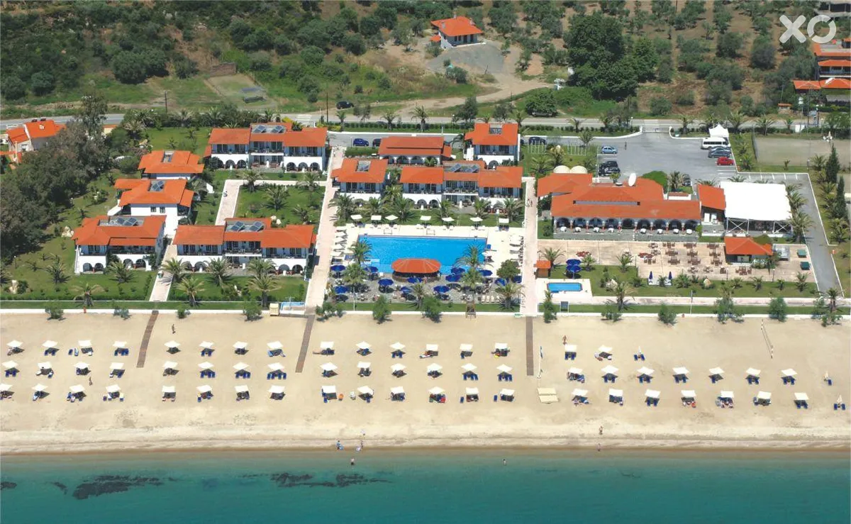 Bomo Assa Maris Beach