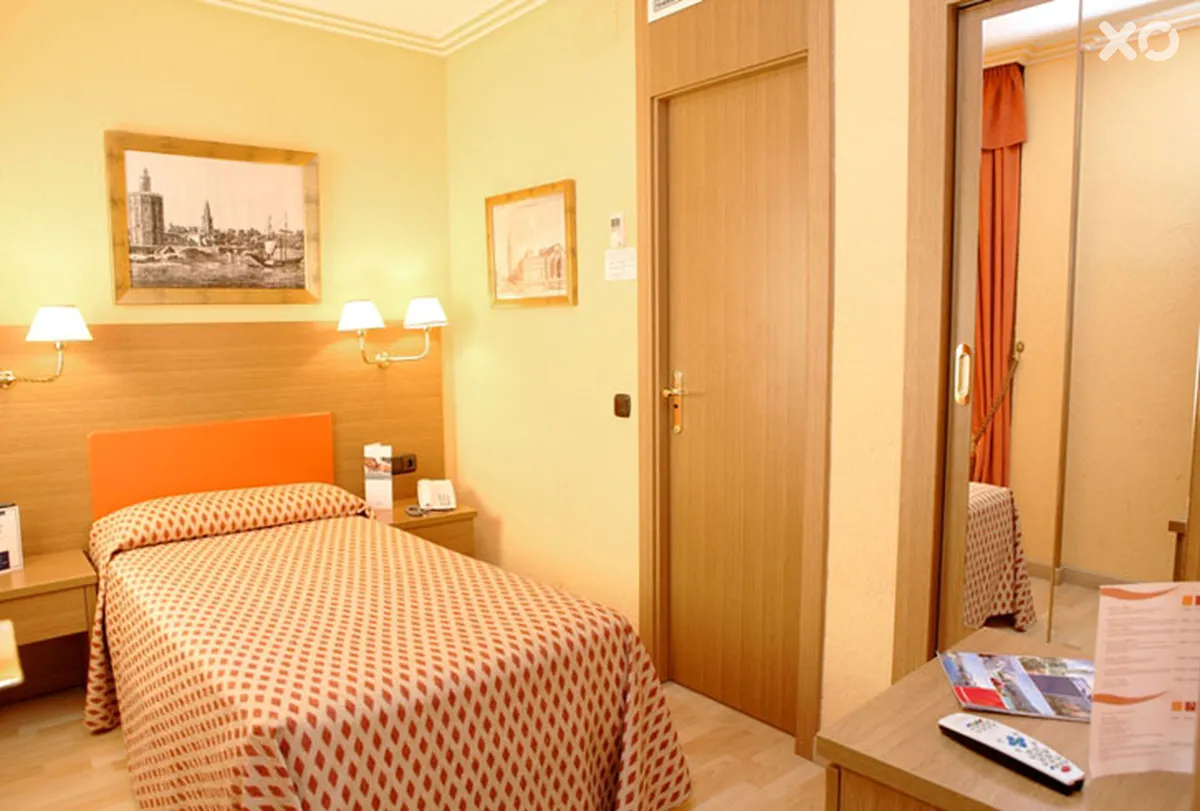 H10 Corregidor Boutique Hotel