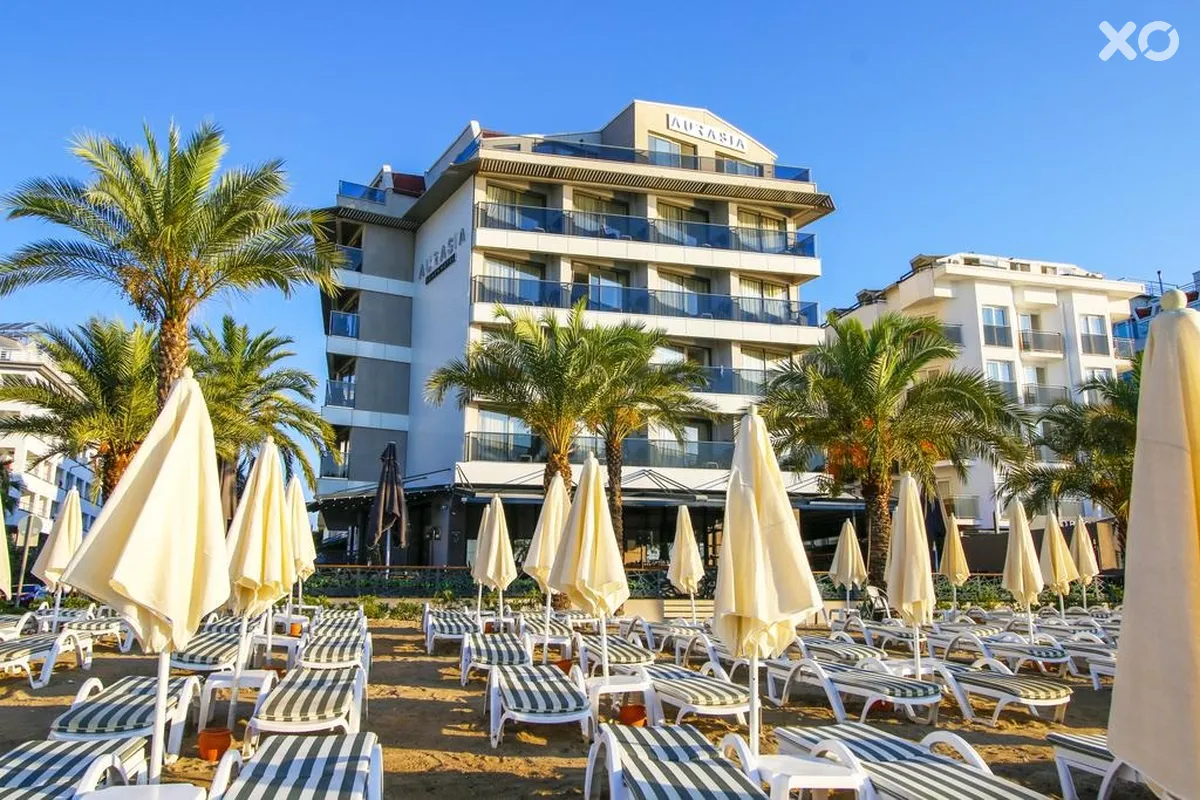 Aurasia Beach Hotel