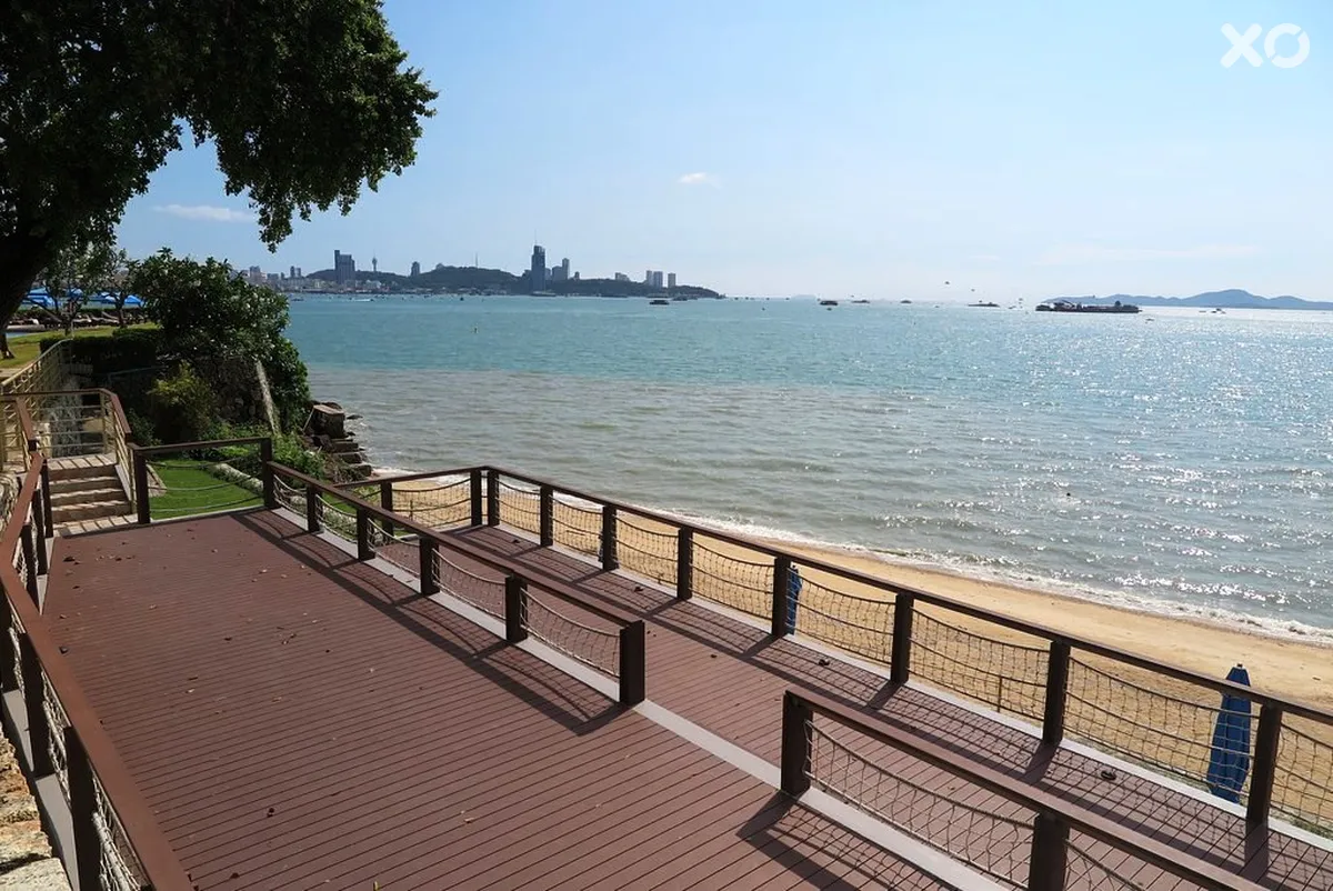 Dusit Thani Pattaya