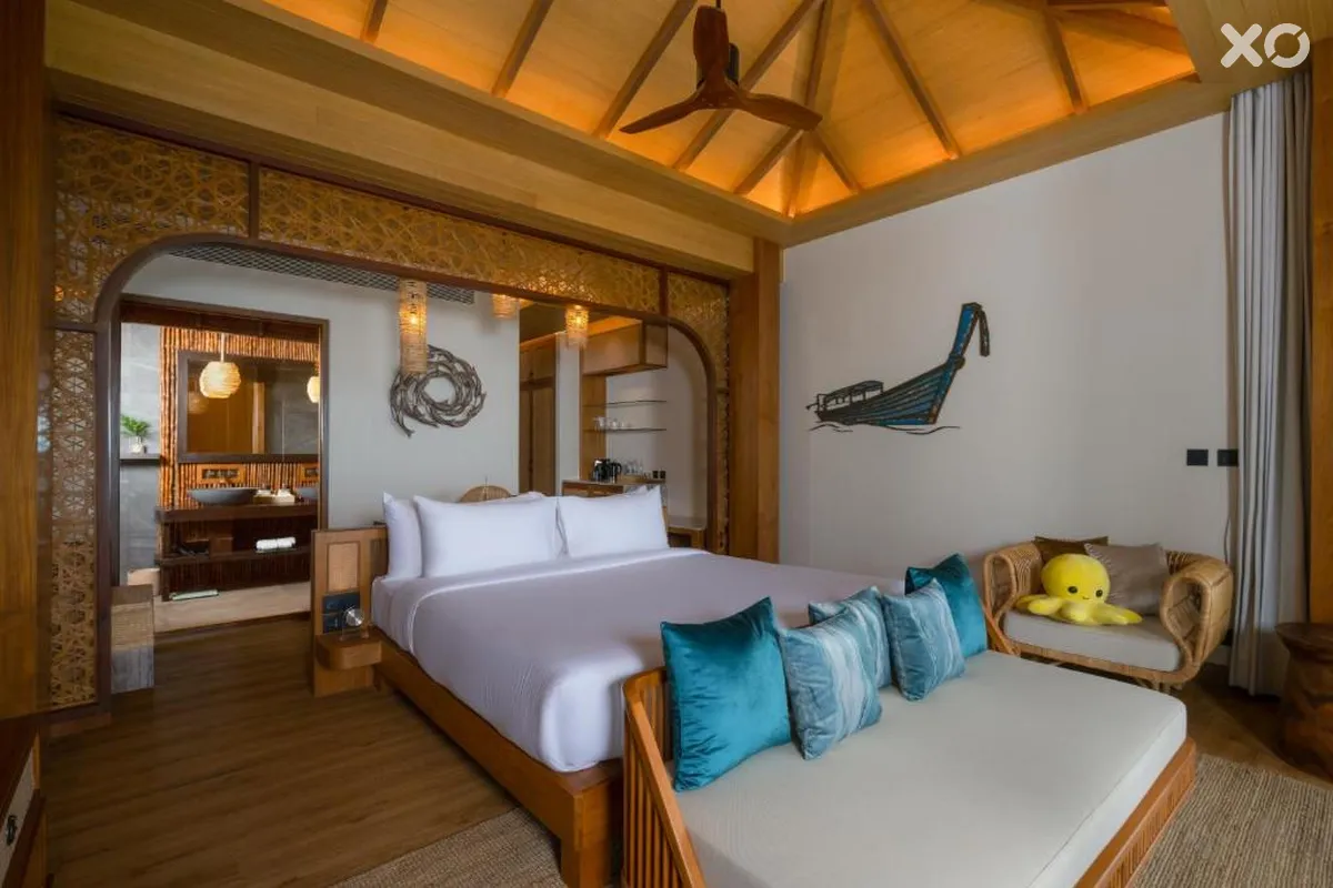 Sinae Phuket Luxury Hotel