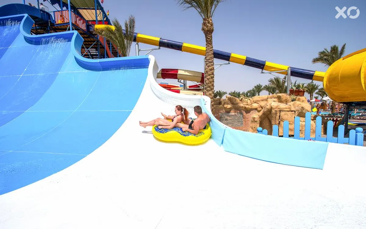 Hawaii Riviera Resort & Aqua Park