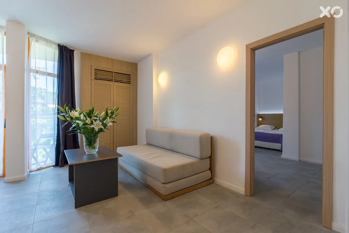 Sunrise Hotel