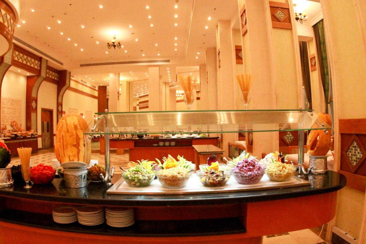 Royal Lagoons Resort & Aqua Park