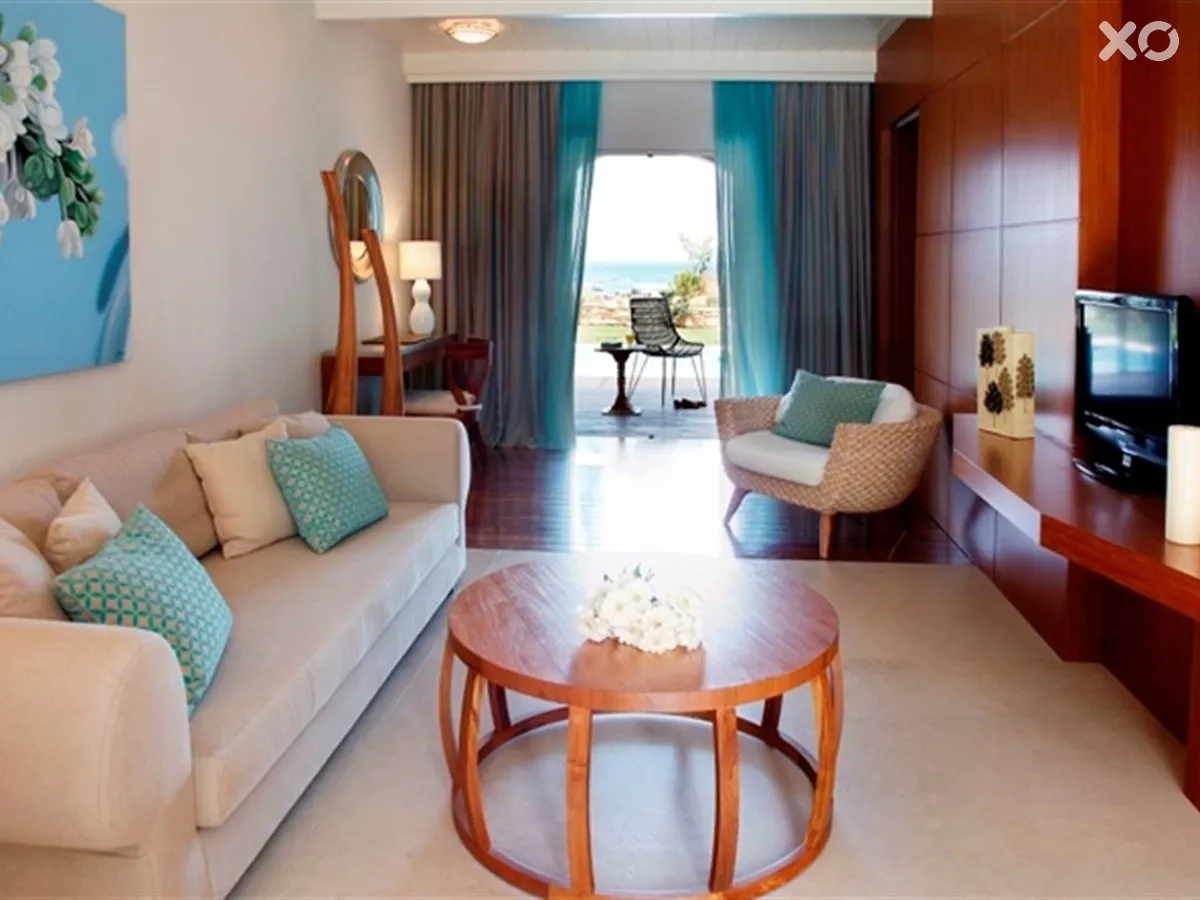Pilot Beach Resort
