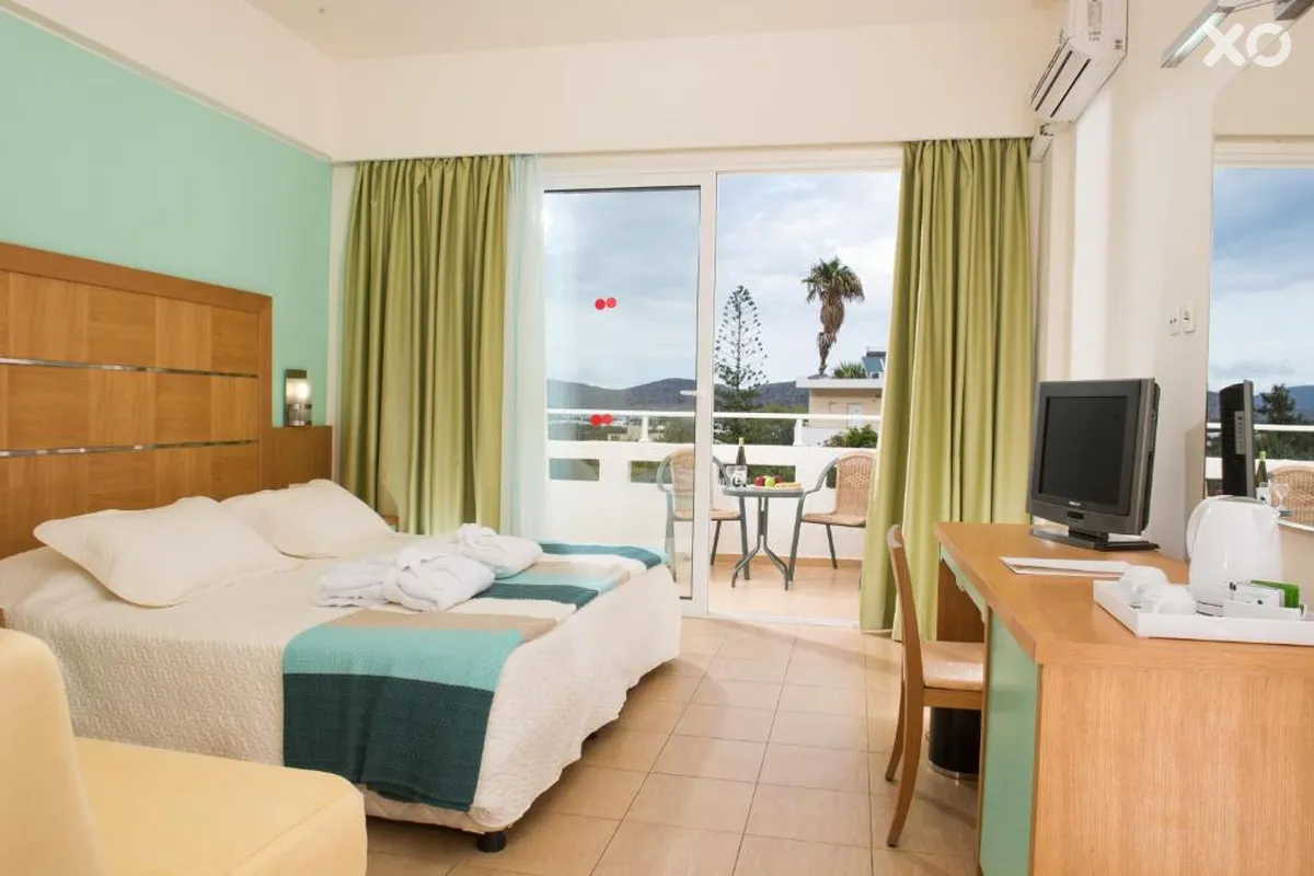 Elounda Breeze Resort