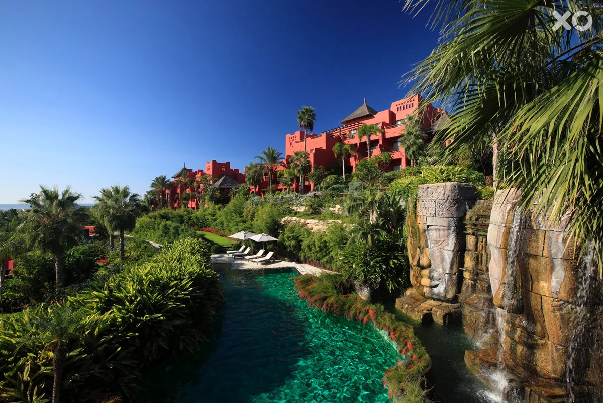 Asia Gardens Hotel & Thai Spa a Royal Hideaway Hotel