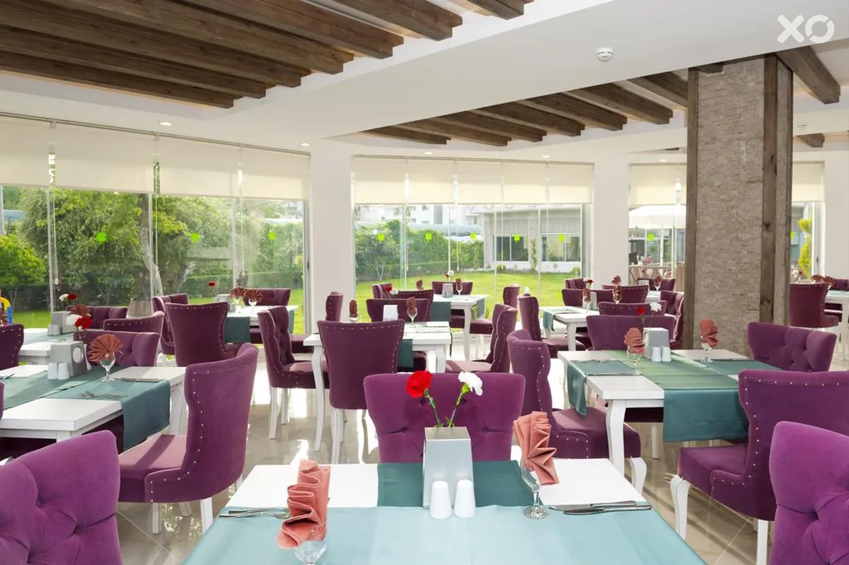 Sun Club Hotel Side