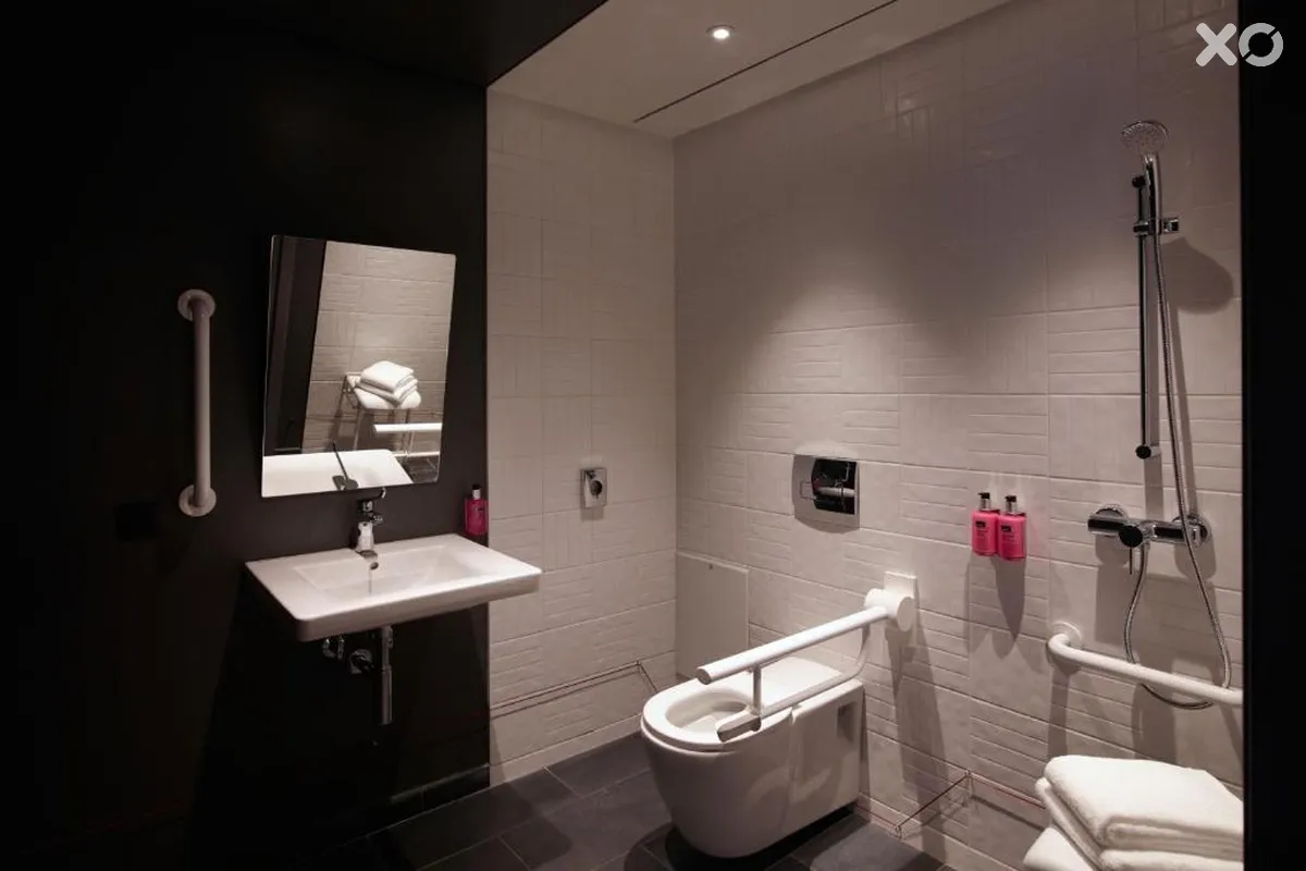 Moxy Athens City