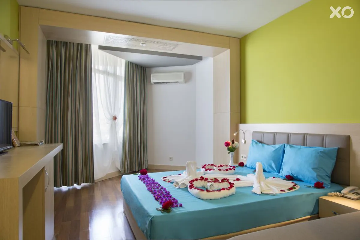 Meridia Beach Hotel