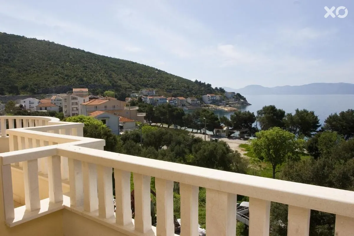 Bella Vista