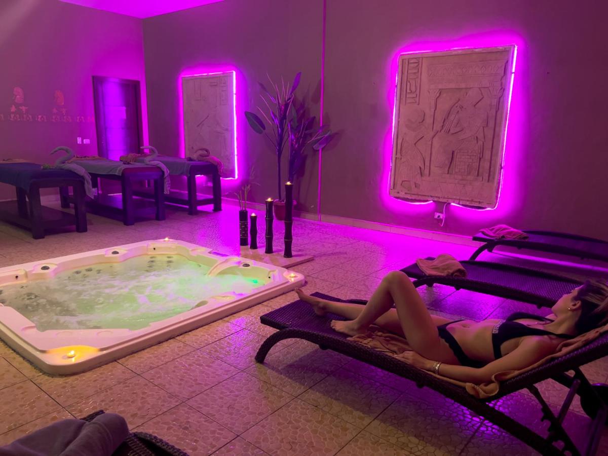 Regency Plaza Aqua Park & ​​Spa