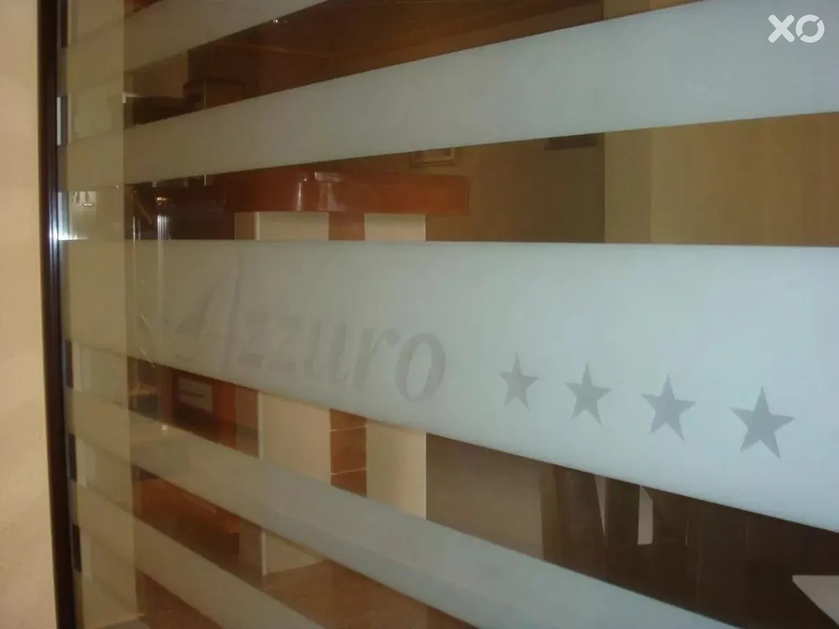 Azzuro Apartments