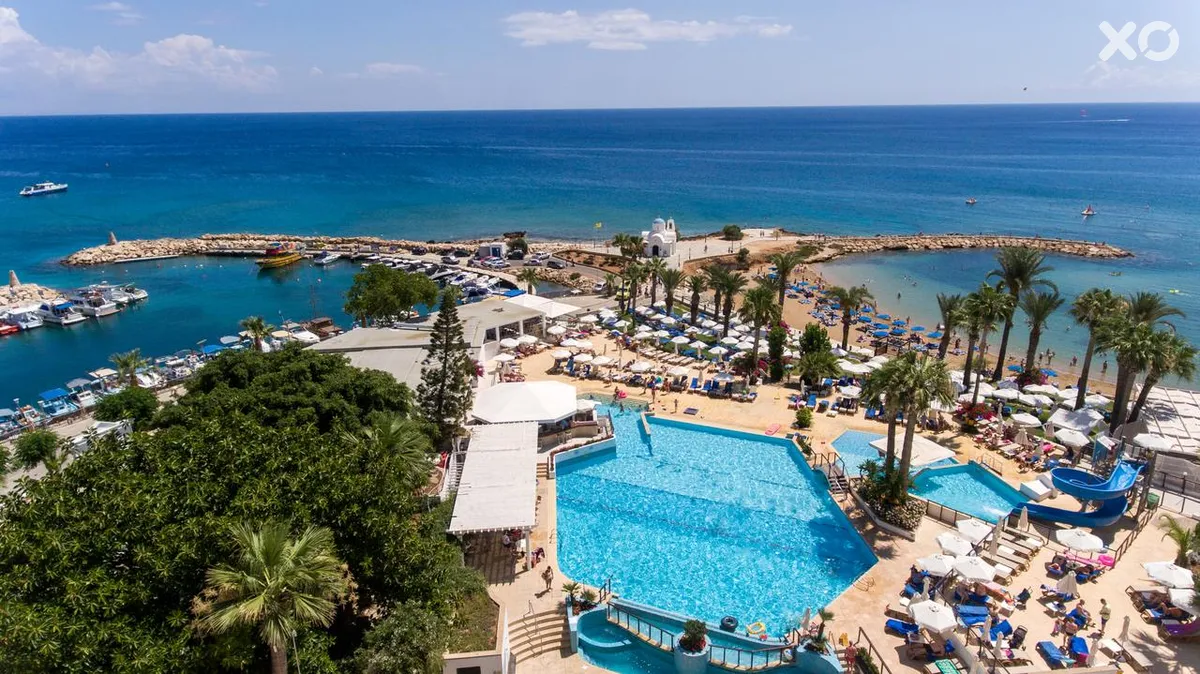 Golden Coast Hotel