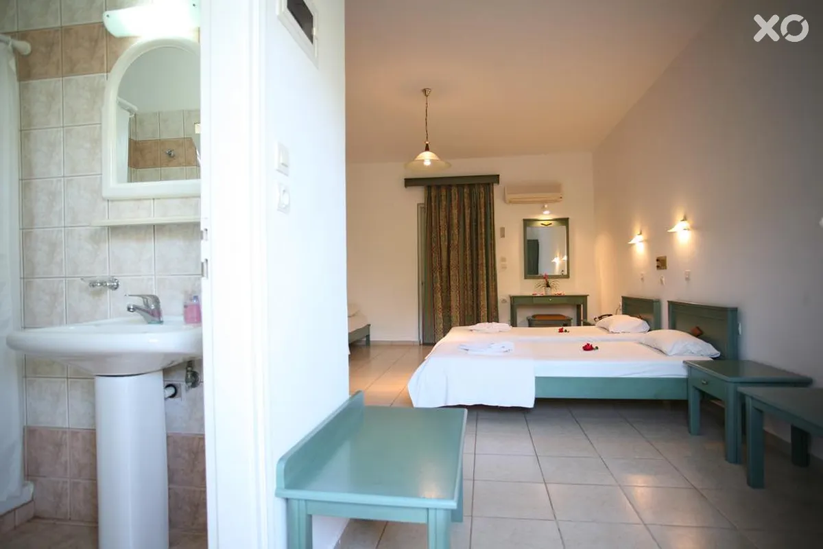 Elpis Studio Apartments