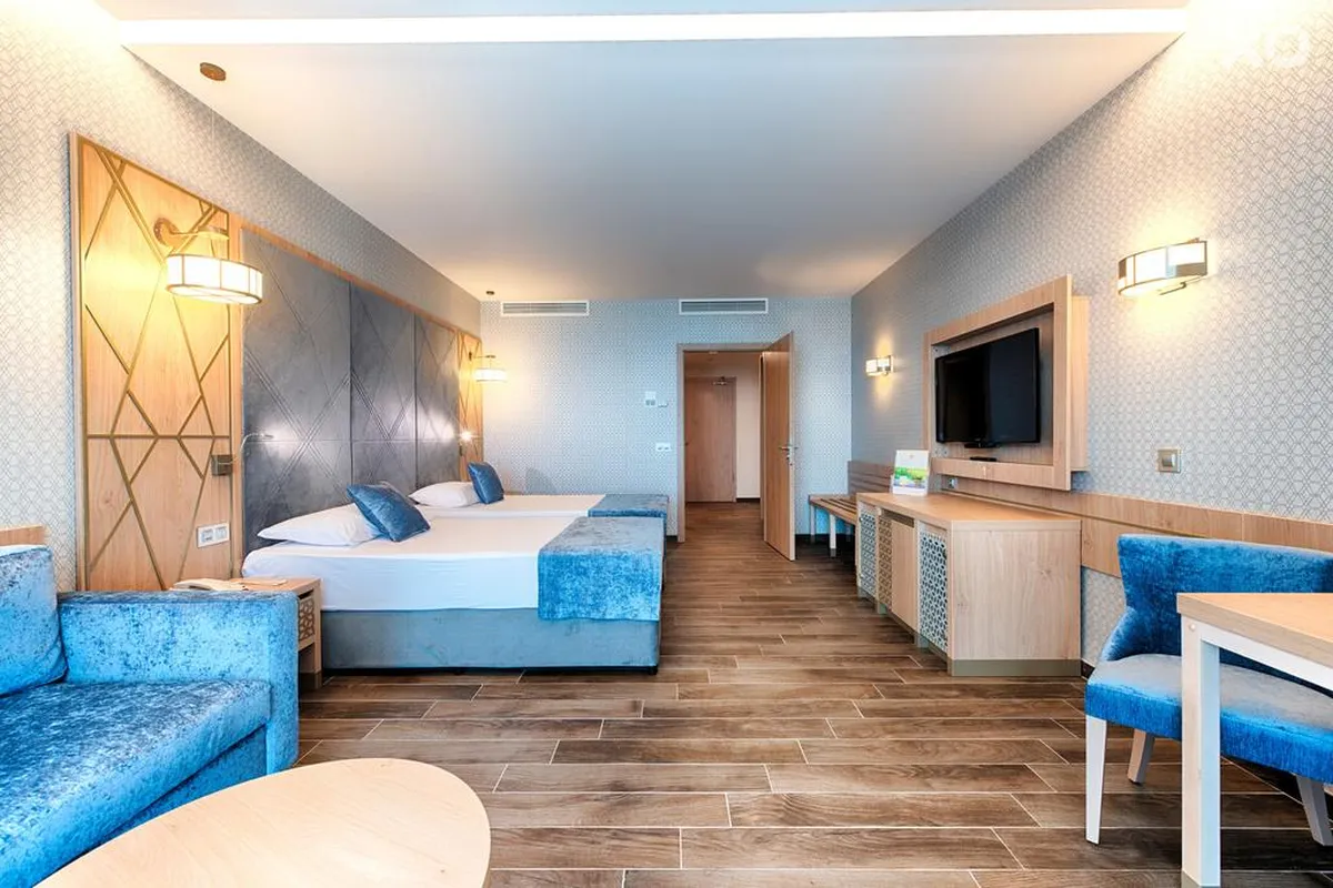 Secrets Sunny Beach Resort & Spa