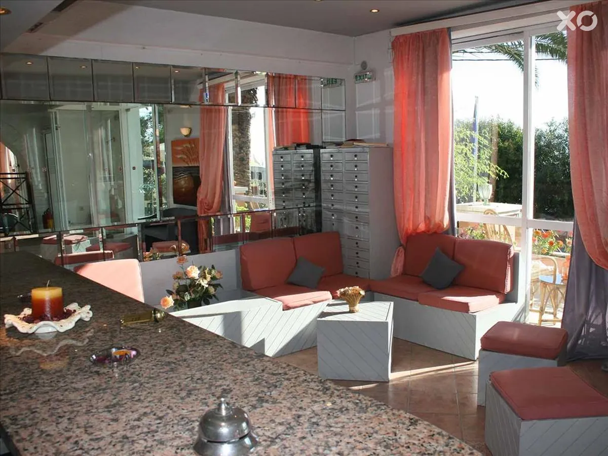Aegli Hotel