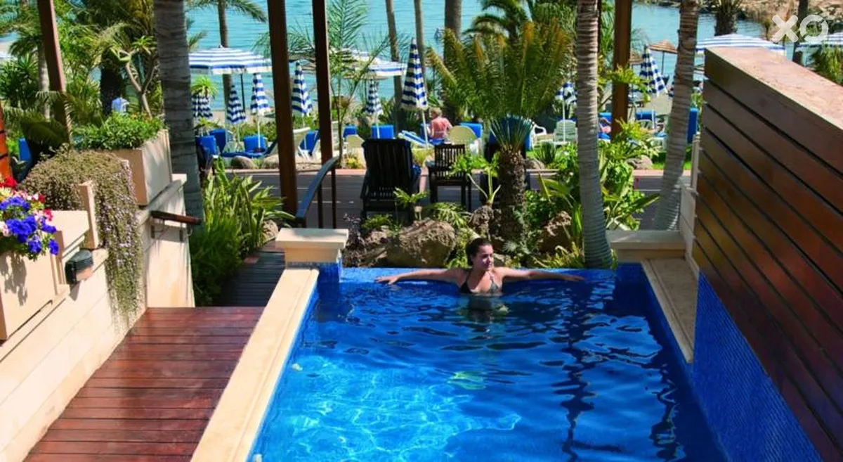 Amathus Beach Hotel