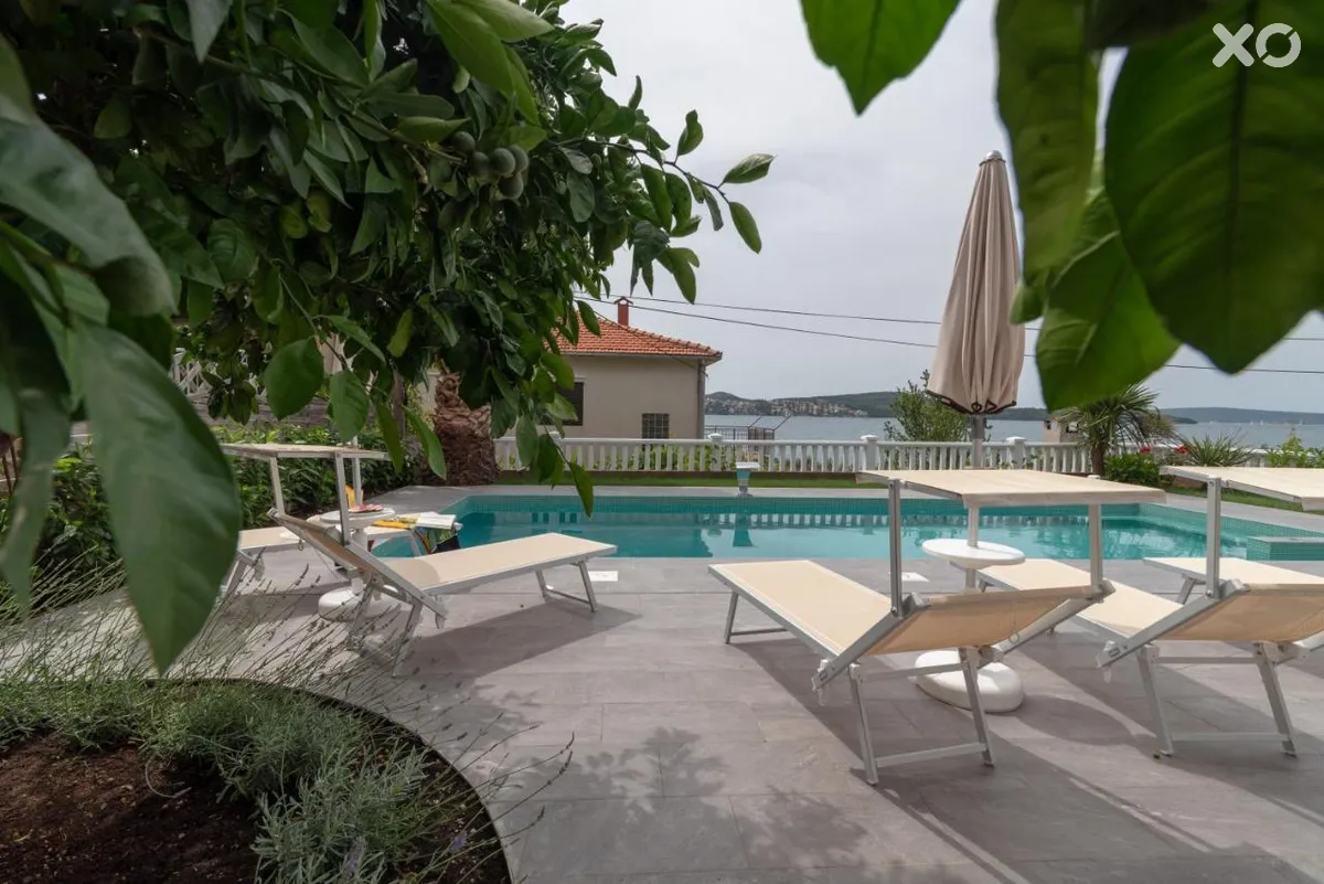 Ana Trogir Villa