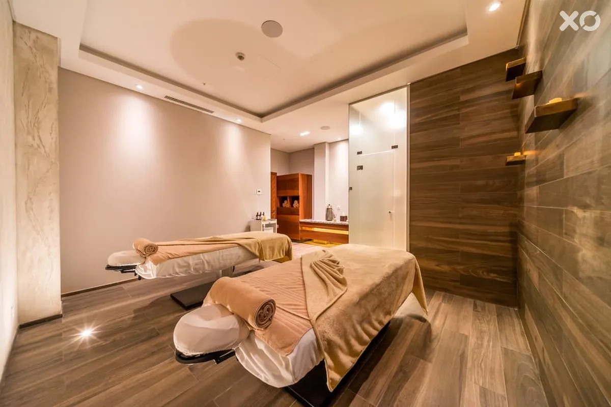 Chedi Lustica Bay Hotel